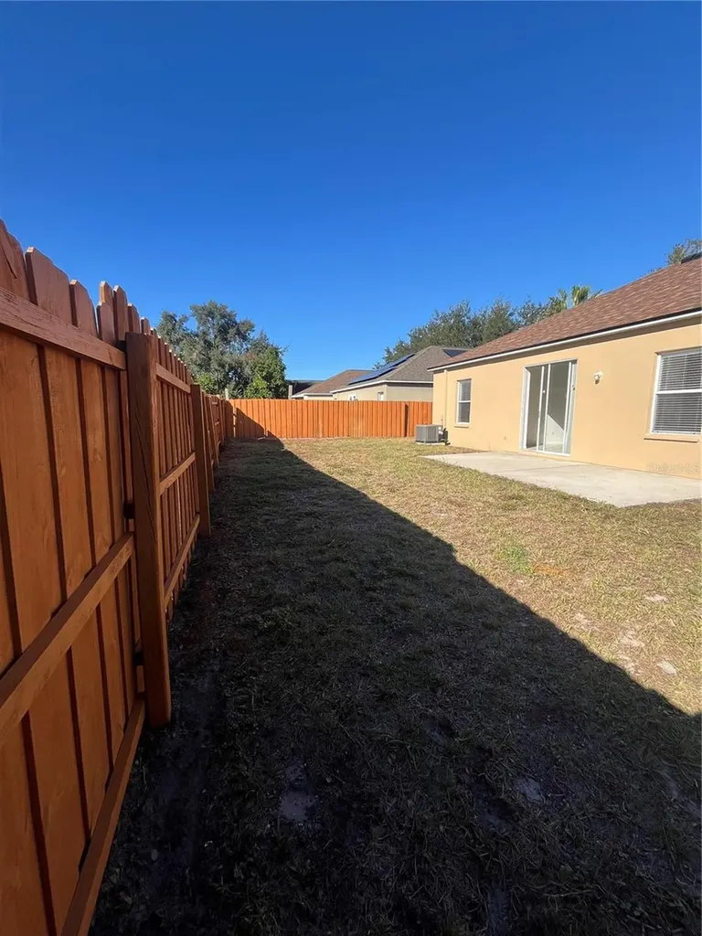 13455 Silvercreek Drive Riverview FL 33579
