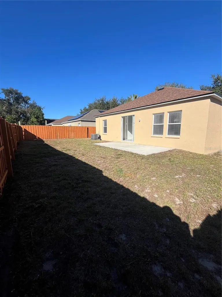13455 Silvercreek Drive Riverview FL 33579