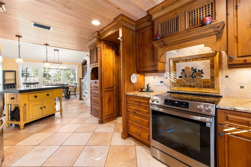 174 NE 972nd Street Branford FL 32008