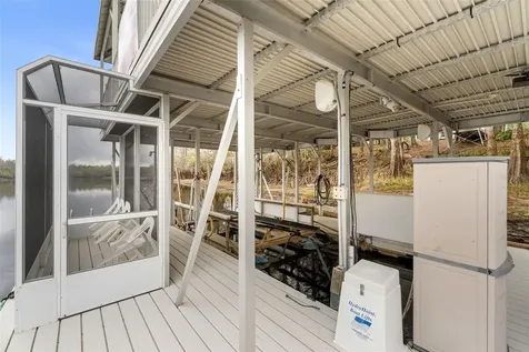 174 NE 972nd Street Branford FL 32008