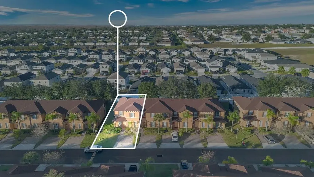 2540 Calabria Avenue Davenport FL 33897