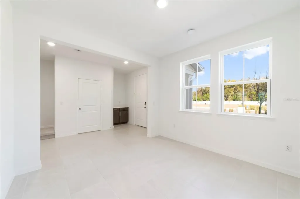 682 Lola Lane Oviedo FL 32765
