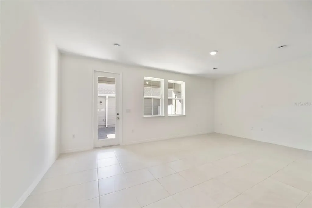 682 Lola Lane Oviedo FL 32765