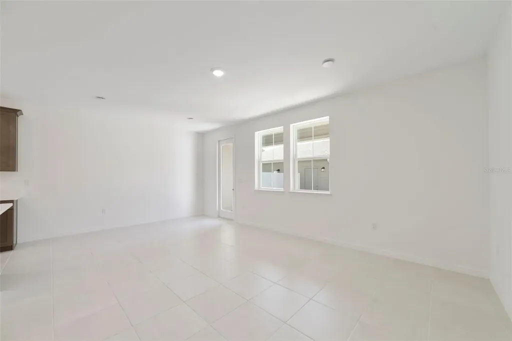 682 Lola Lane Oviedo FL 32765