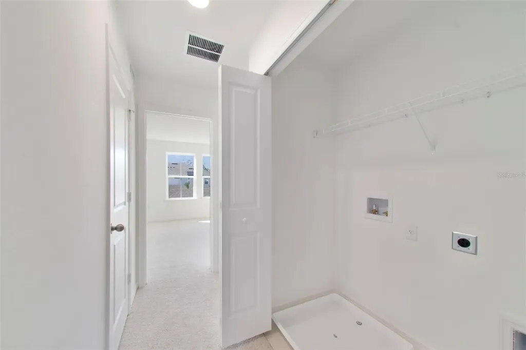 682 Lola Lane Oviedo FL 32765