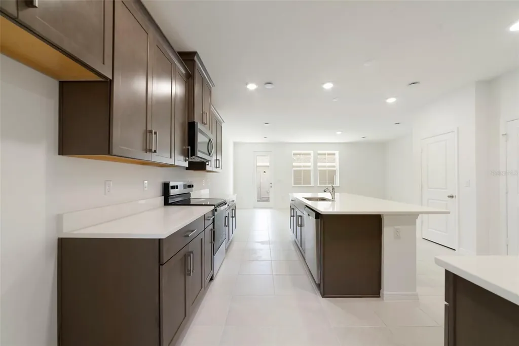 682 Lola Lane Oviedo FL 32765