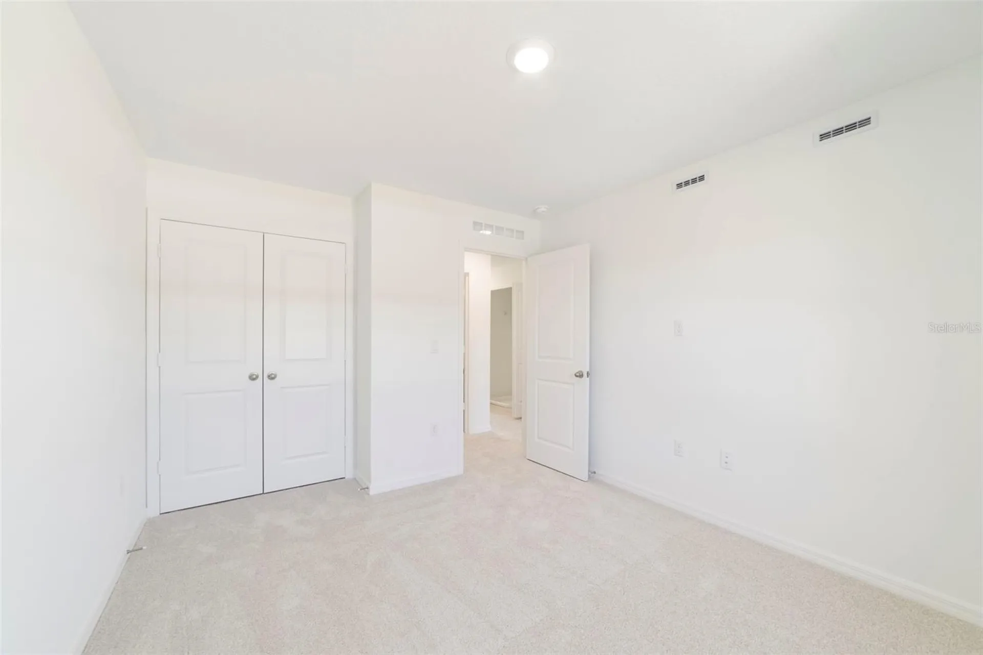 682 Lola Lane Oviedo FL 32765