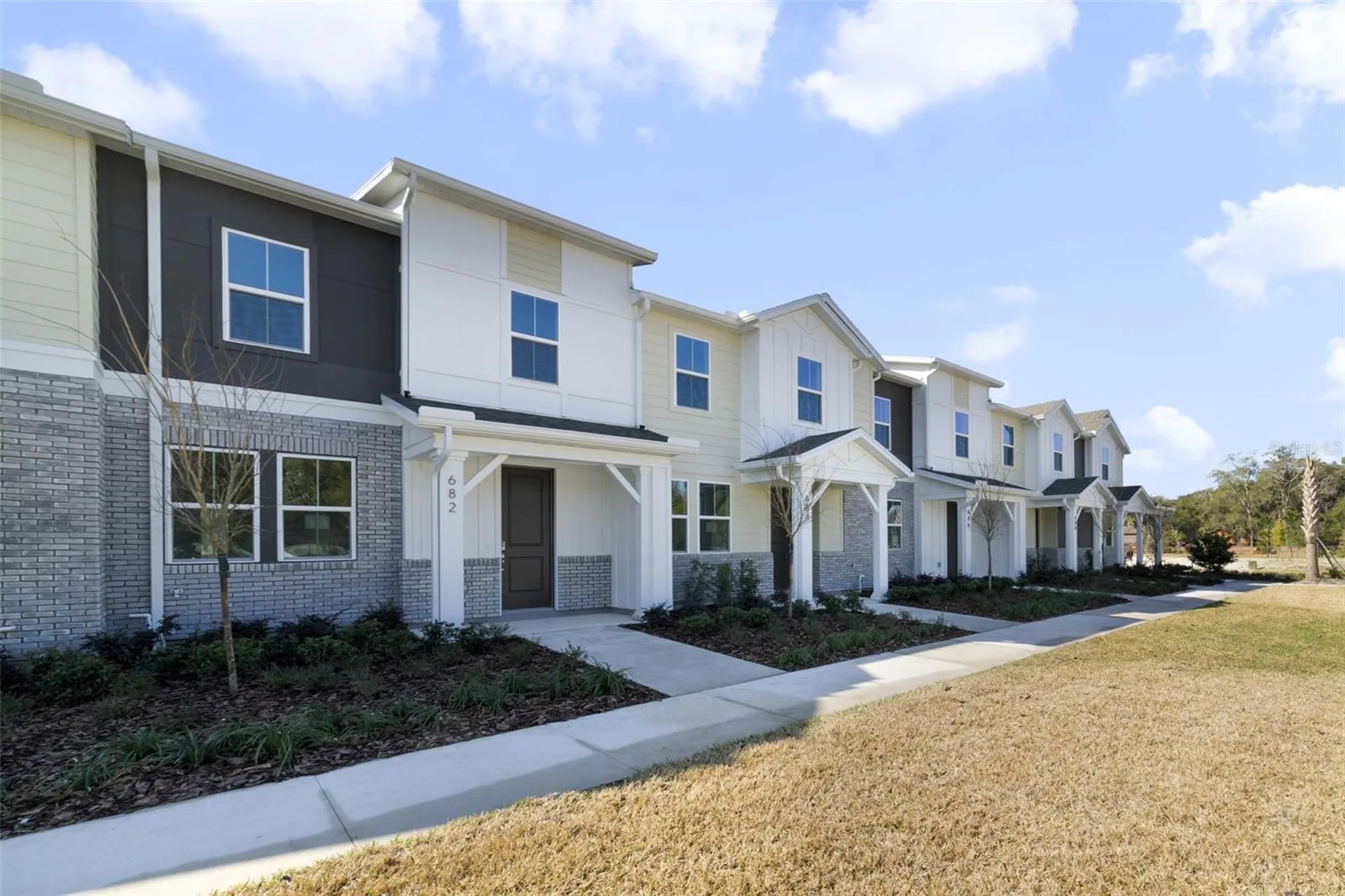 682 Lola Lane Oviedo FL 32765