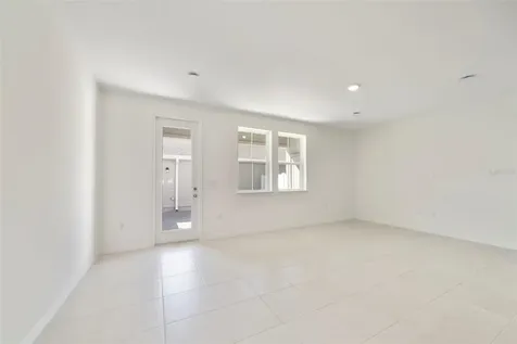 682 Lola Lane Oviedo FL 32765