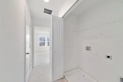 682 Lola Lane Oviedo FL 32765