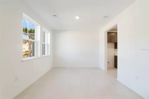 682 Lola Lane Oviedo FL 32765