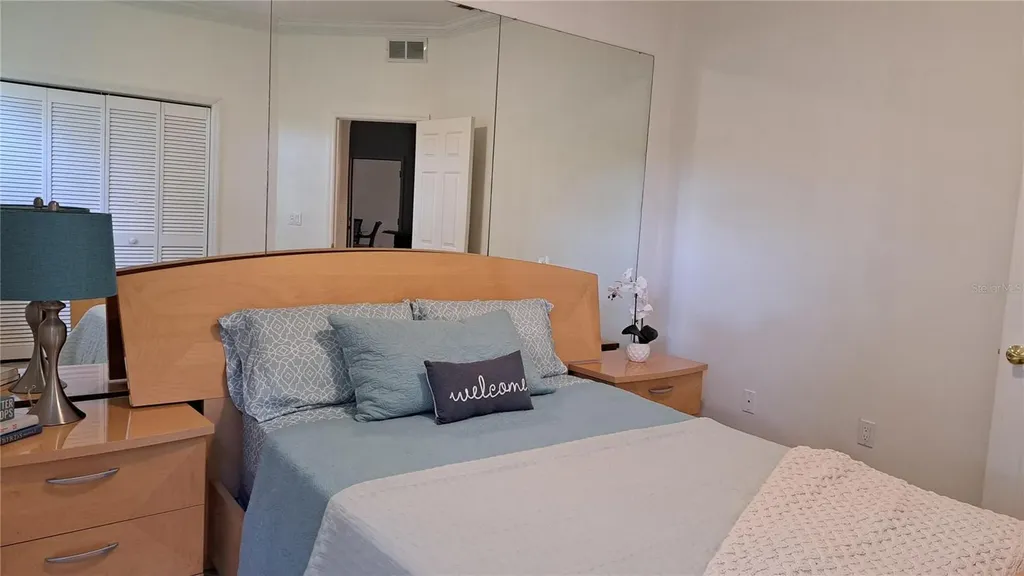 2377 Burton Lane Sarasota FL 34239