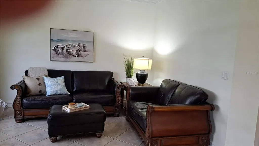 2377 Burton Lane Sarasota FL 34239