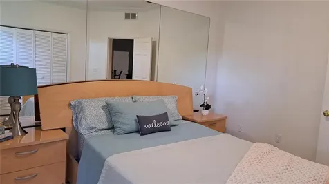2377 Burton Lane Sarasota FL 34239