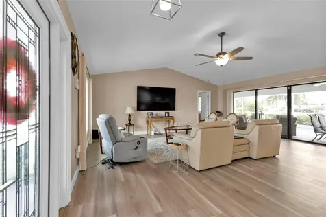 820 Bal Harbor Boulevard Punta Gorda FL 33950