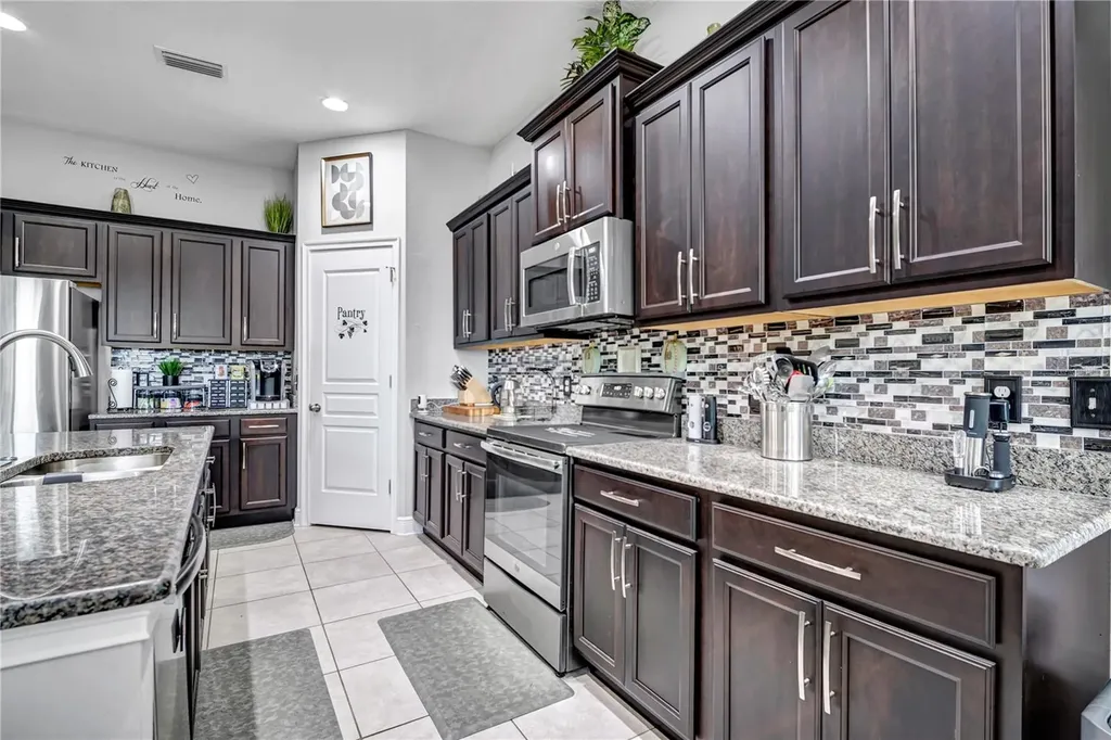 2806 W Saint Isabel Street Tampa FL 33607