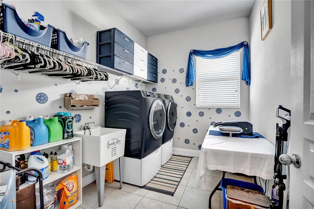 2806 W Saint Isabel Street Tampa FL 33607