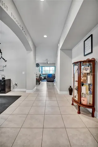 2806 W Saint Isabel Street Tampa FL 33607