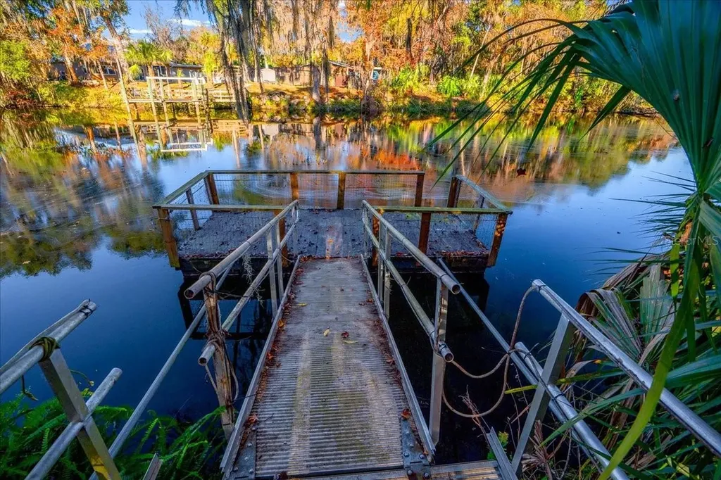 12575 W Foss Groves Path Inglis FL 34449