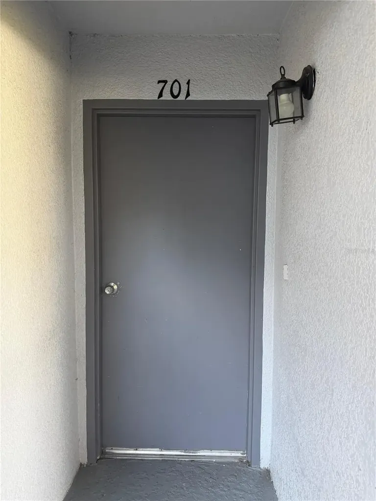 2323 Mccoy Road Orlando FL 32809