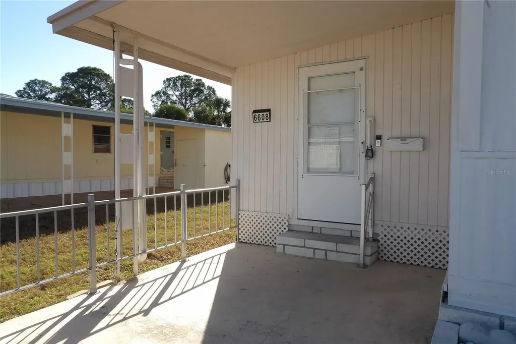 6608 Roosevelt Drive Port Richey FL 34668