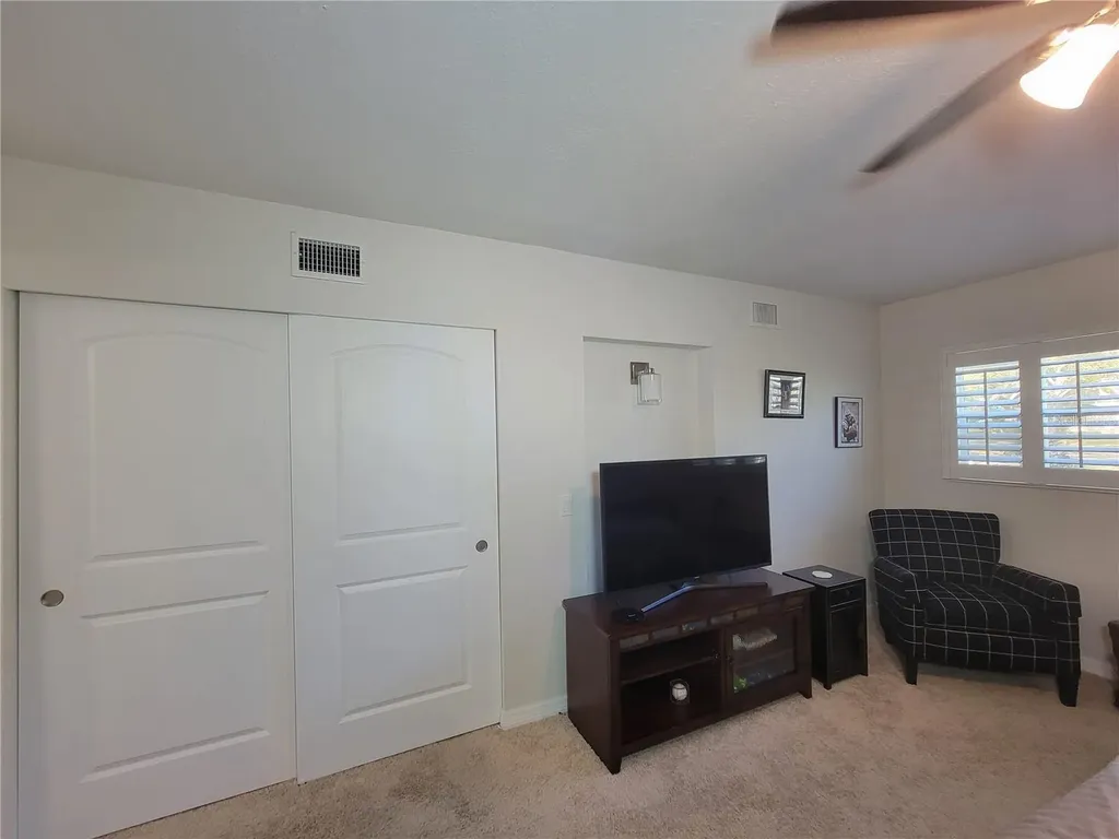 2254 Norwegian Drive Clearwater FL 33763