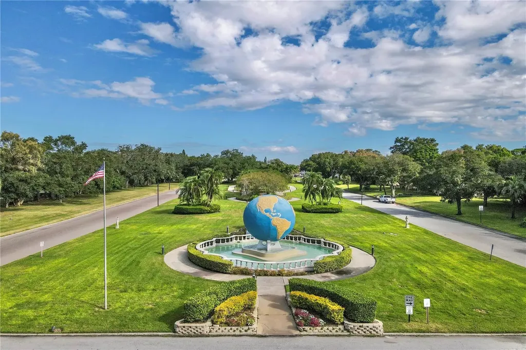 2254 Norwegian Drive Clearwater FL 33763