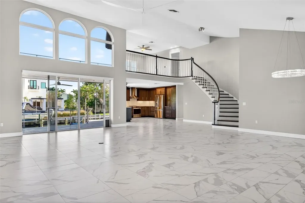 562 Ranger Lane Longboat Key FL 34228