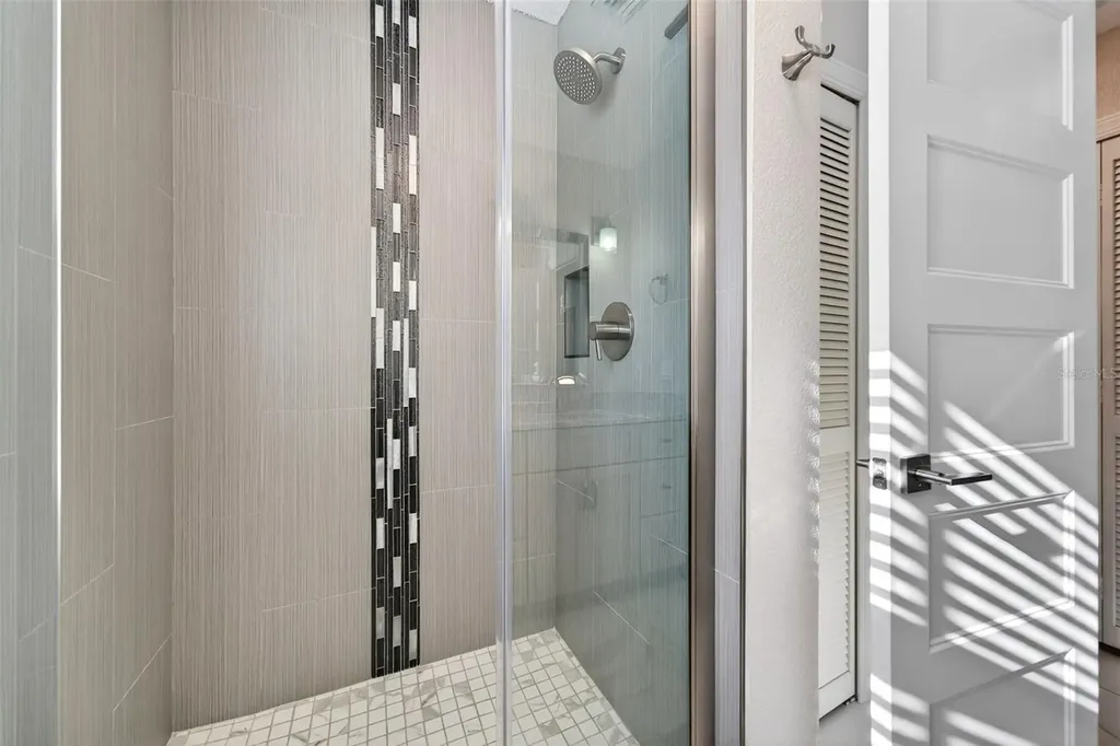 562 Ranger Lane Longboat Key FL 34228