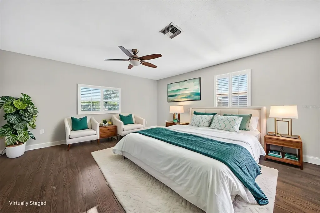 562 Ranger Lane Longboat Key FL 34228