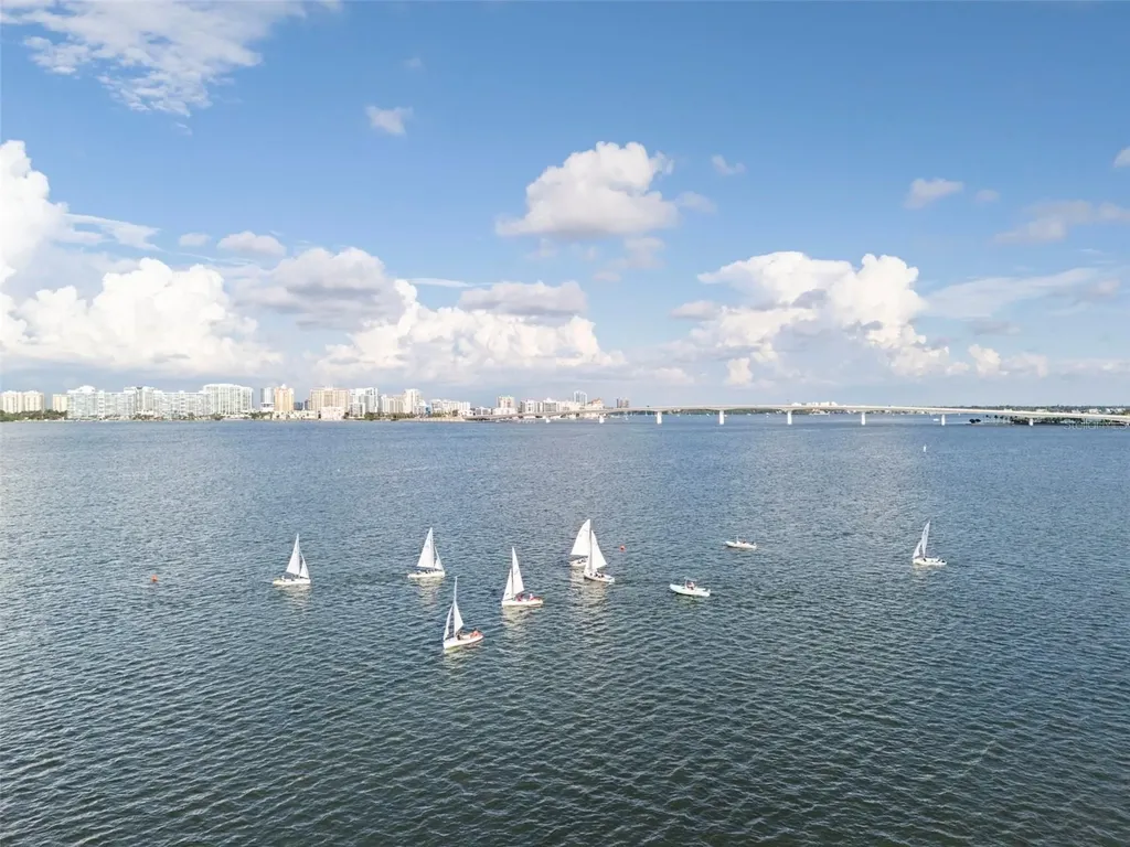 562 Ranger Lane Longboat Key FL 34228