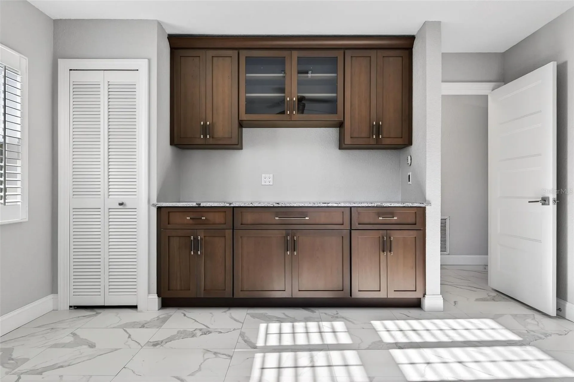 562 Ranger Lane Longboat Key FL 34228