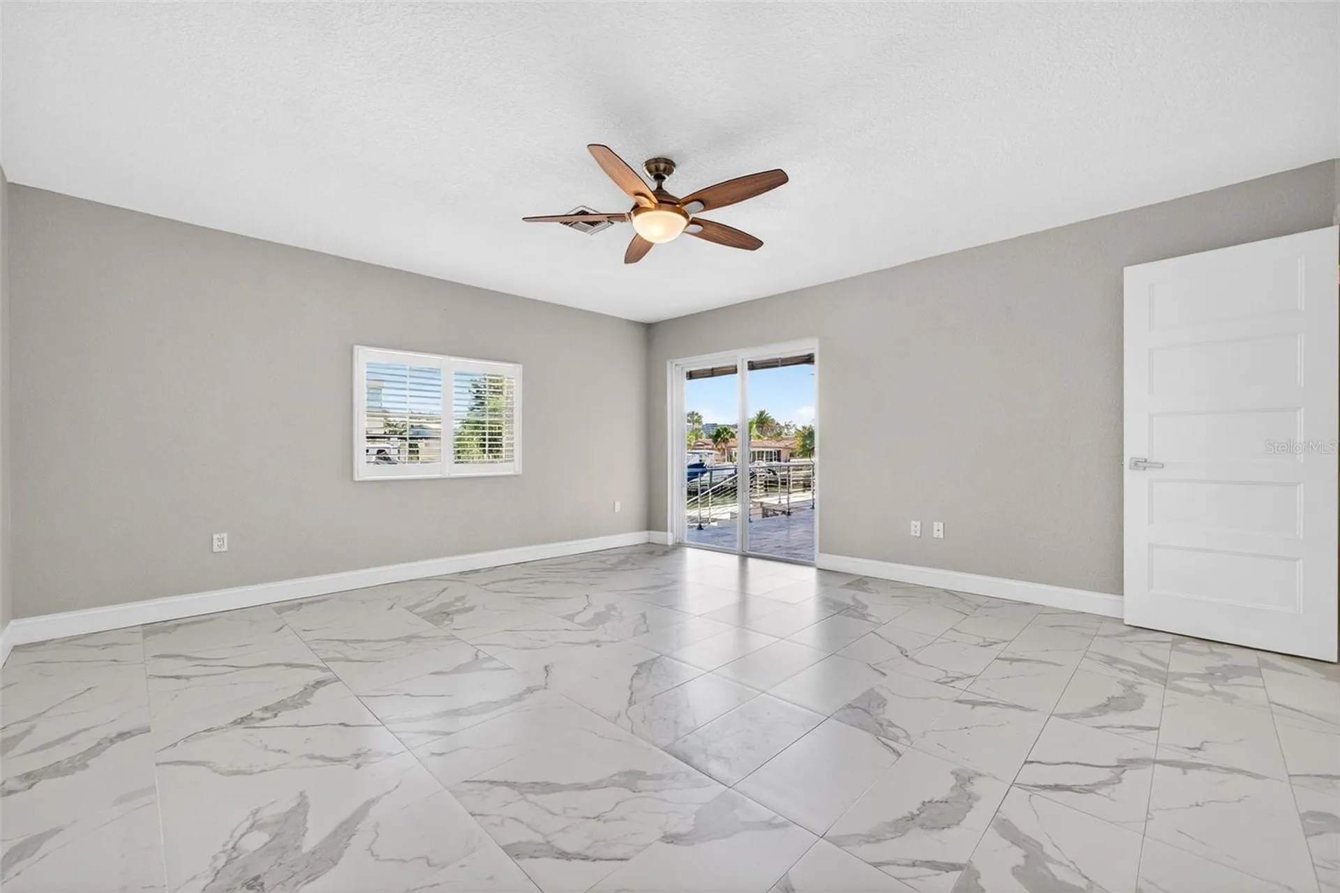 562 Ranger Lane Longboat Key FL 34228