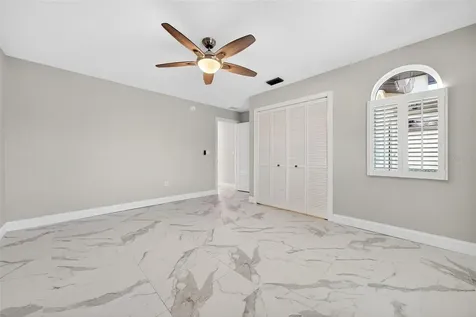 562 Ranger Lane Longboat Key FL 34228
