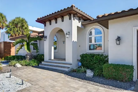 562 Ranger Lane Longboat Key FL 34228