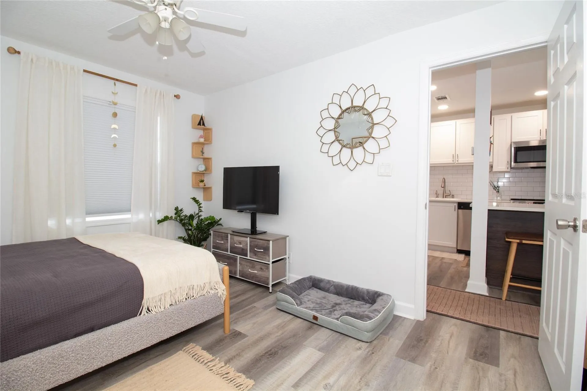 5129 SE Salmon Drive SE St Petersburg FL 33705