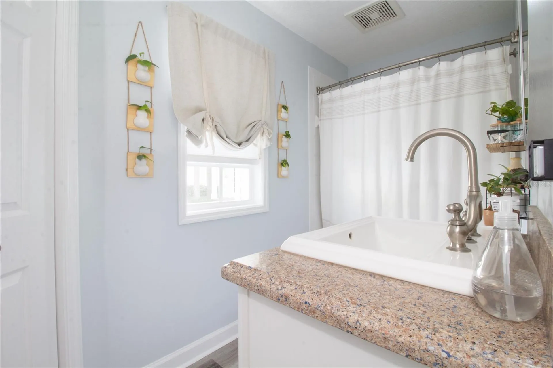 5129 SE Salmon Drive SE St Petersburg FL 33705