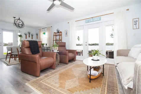 5129 SE Salmon Drive SE St Petersburg FL 33705