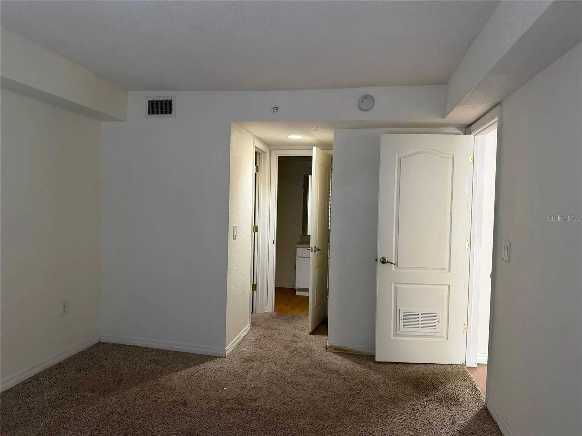 2323 Mccoy Road Orlando FL 32809