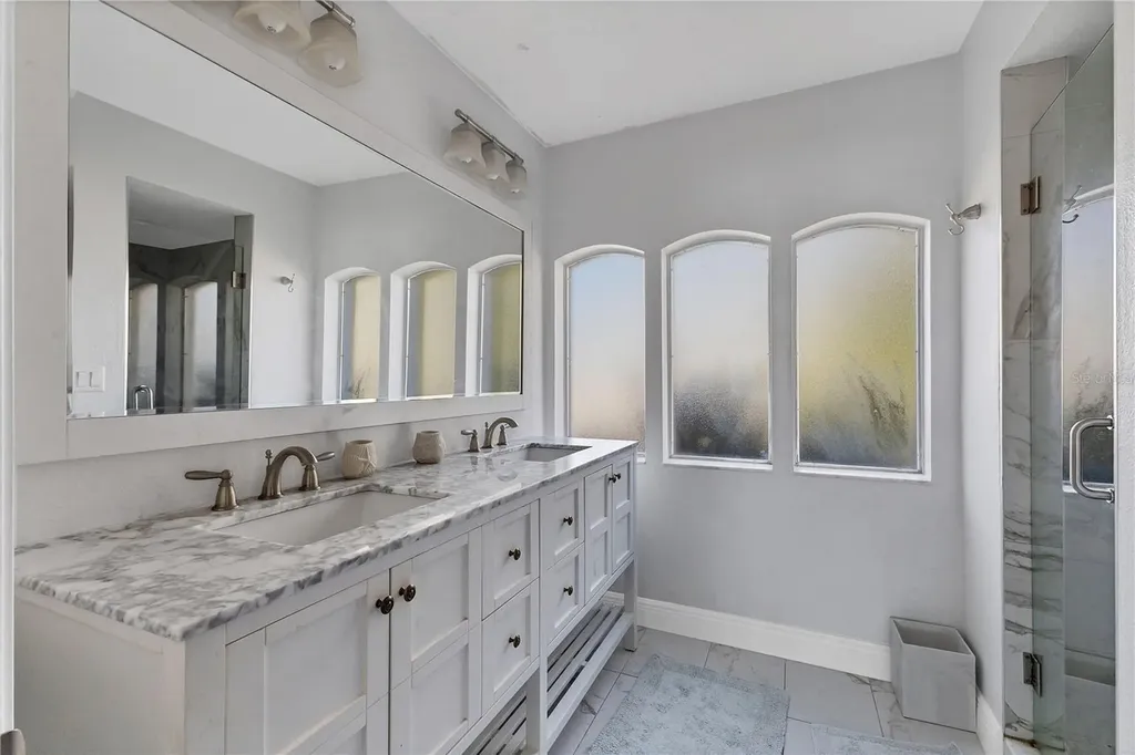 102 Seagull Lane Sarasota FL 34236