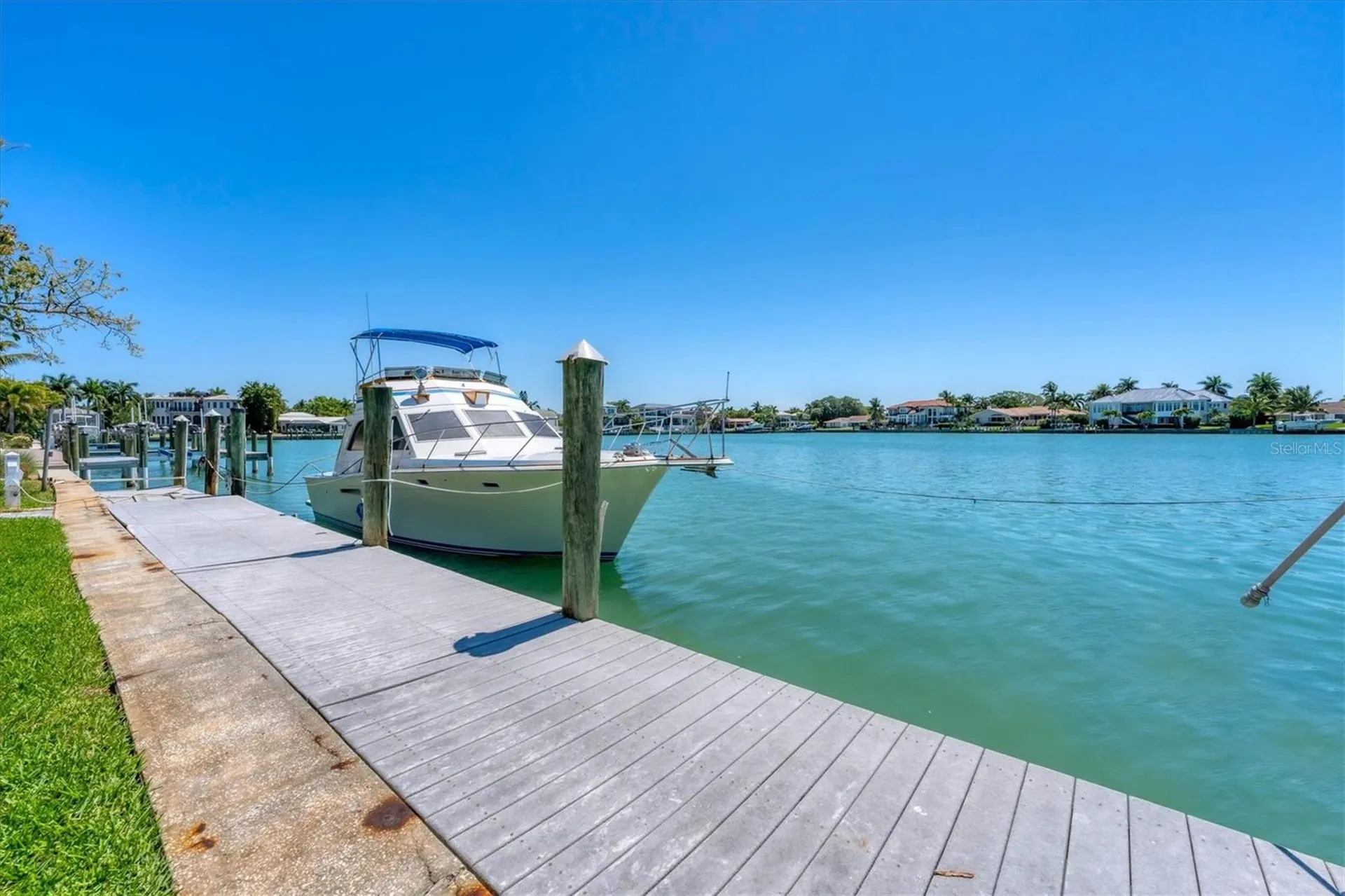 102 Seagull Lane Sarasota FL 34236