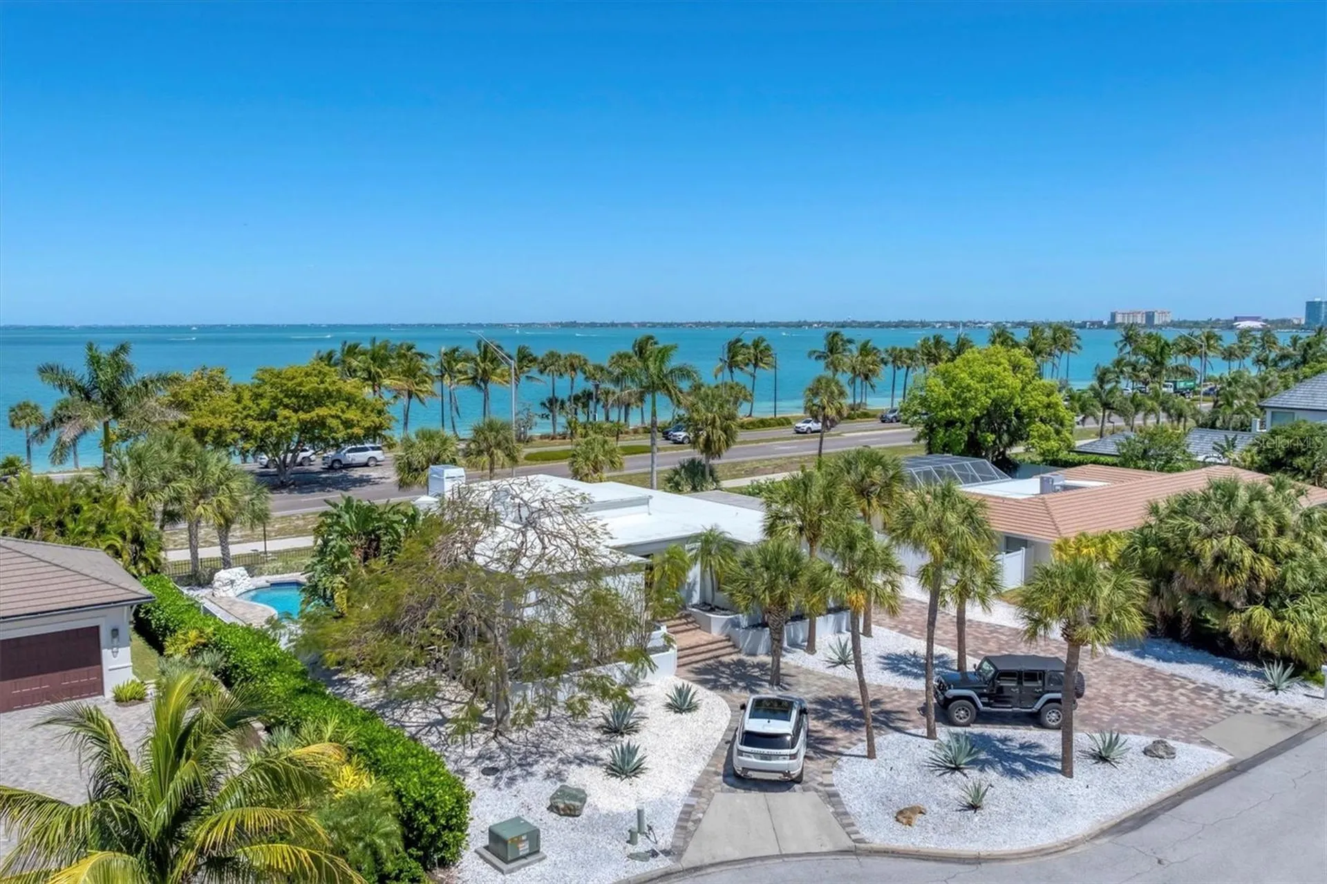 102 Seagull Lane Sarasota FL 34236