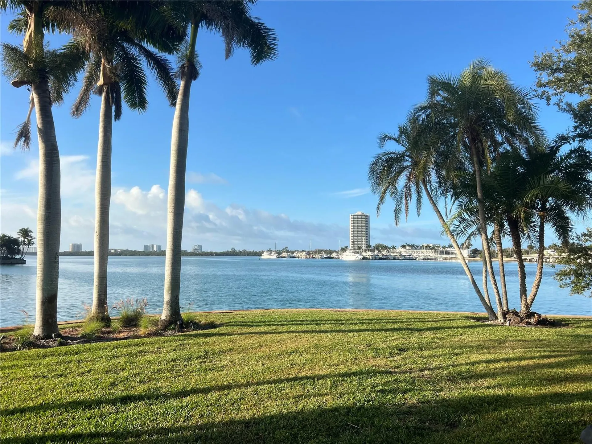 102 Seagull Lane Sarasota FL 34236