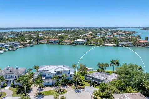 102 Seagull Lane Sarasota FL 34236