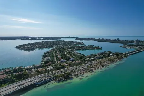 102 Seagull Lane Sarasota FL 34236