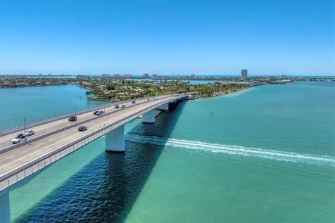102 Seagull Lane Sarasota FL 34236