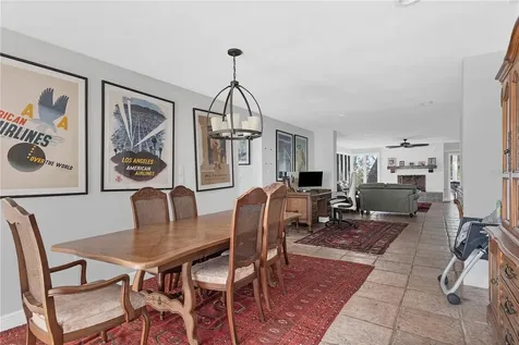 102 Seagull Lane Sarasota FL 34236