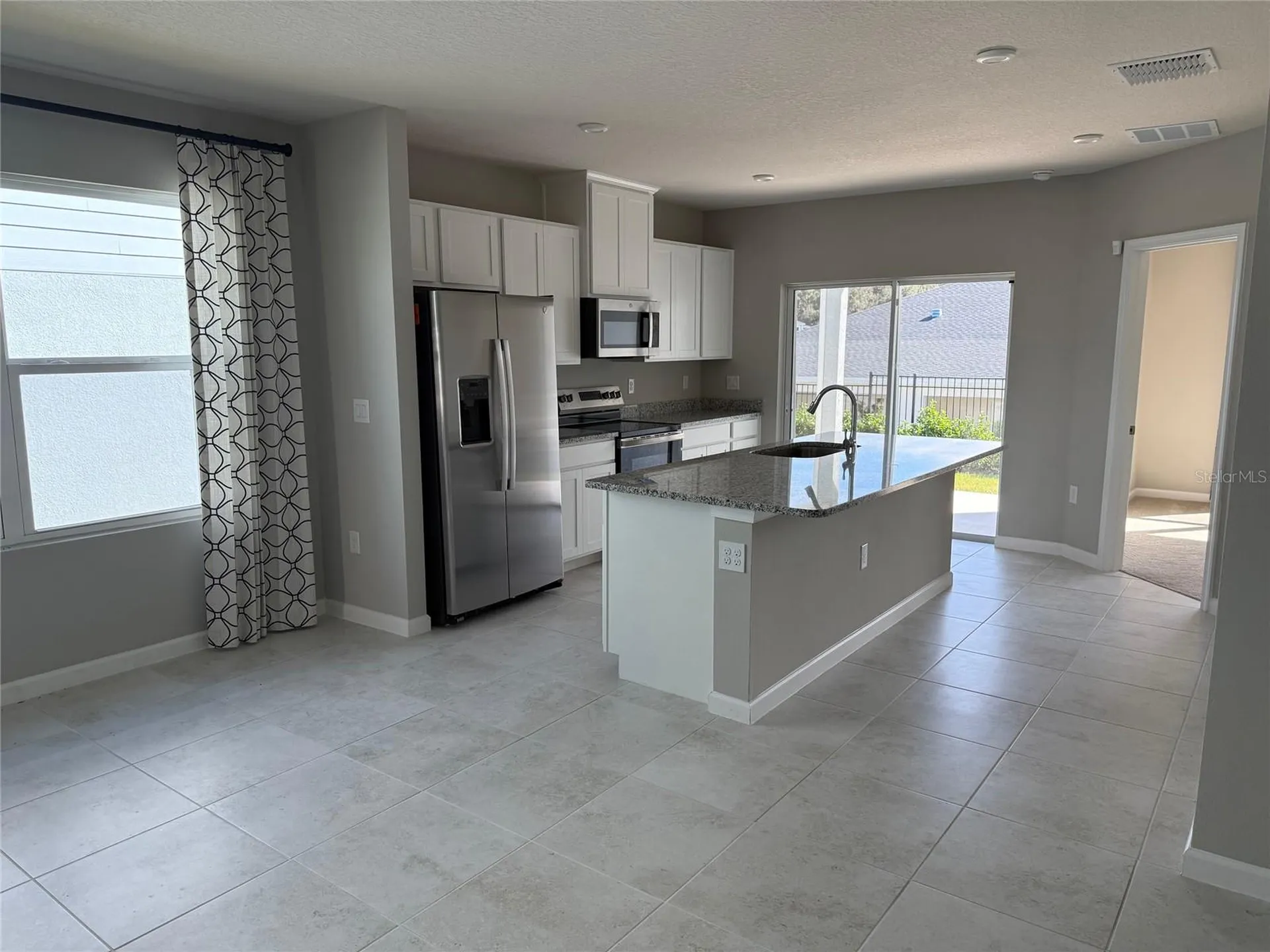 1200 Port Blue Way Lady Lake FL 32159