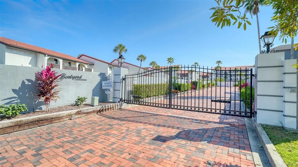 1564 Stickney Point Road Sarasota FL 34231
