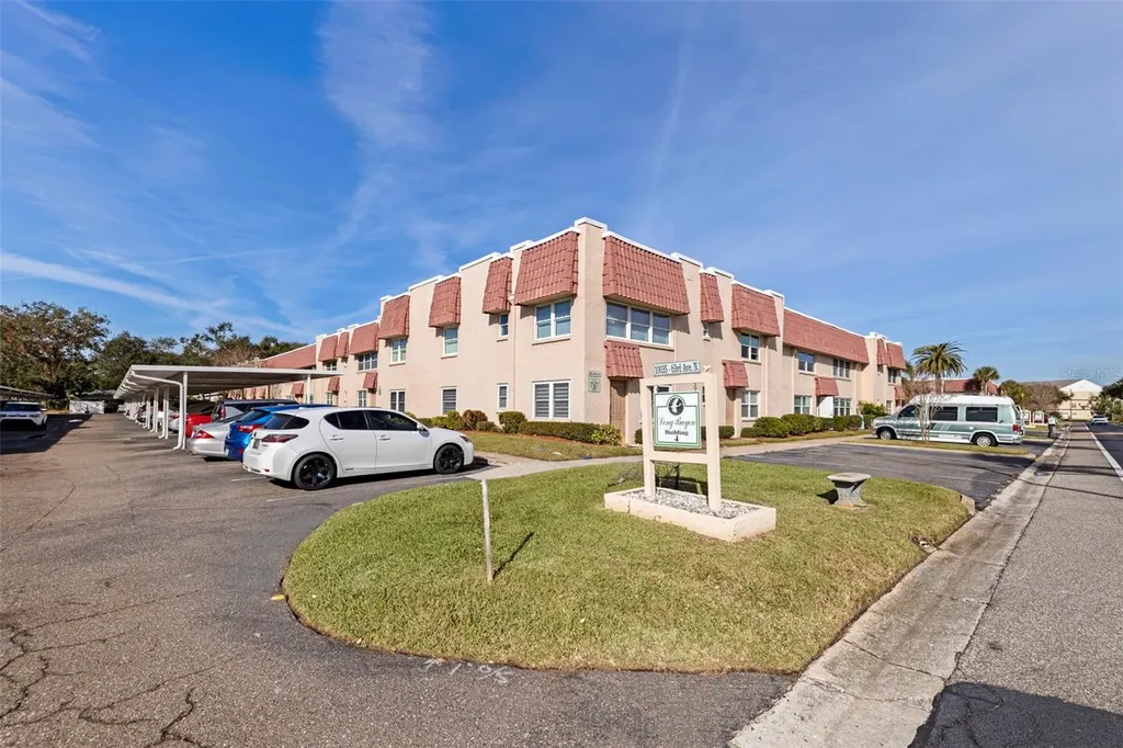 10035 63rd Avenue N St Petersburg FL 33708